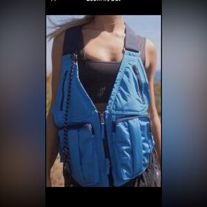 Free People Outdoors Pursuit Utility Vest Womens OS Multi Zip Pockets One Size